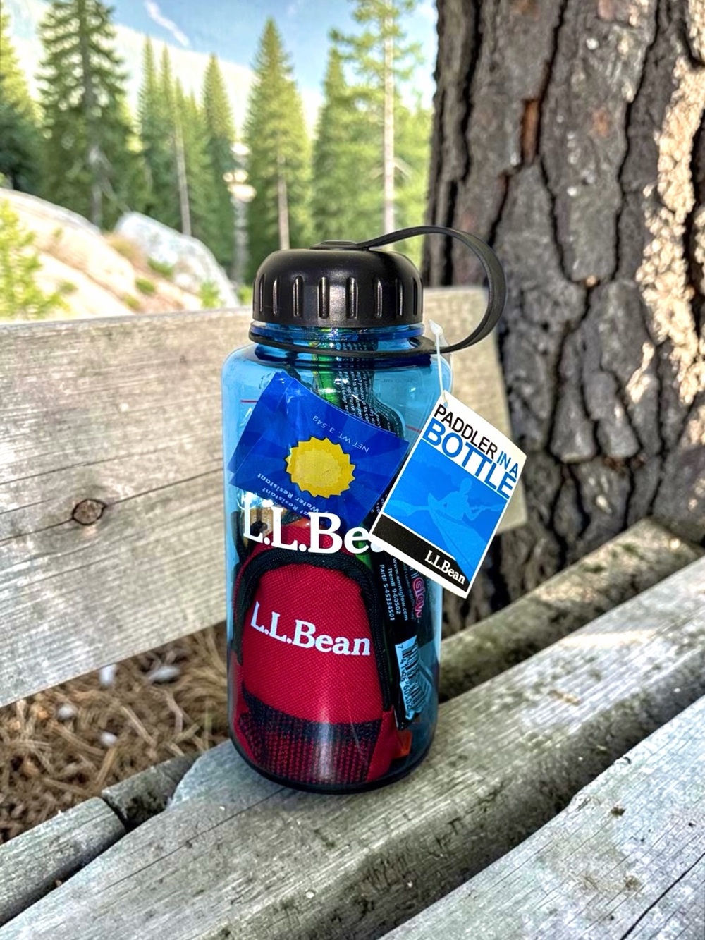 L.L. Bean NWT Paddler 32 oz Bottle Wilderness Hiking Emergency Kit